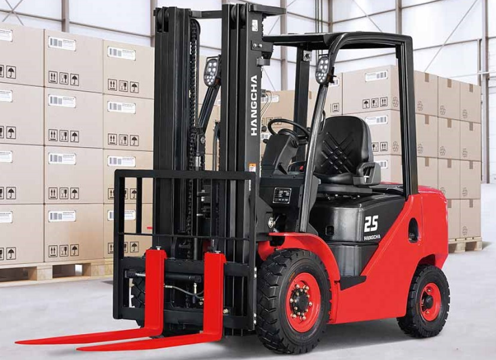 Oil platform in the ocean with the sun setting behind it (16)